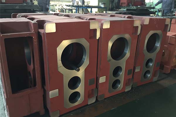 Historia del desarrollo de la caja de cambios.